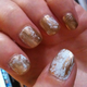 Illustration for article titled How to Give Yourself A Shabby Chic Antique Manicure